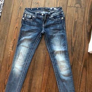 Denim studded pockets, skinny jeans